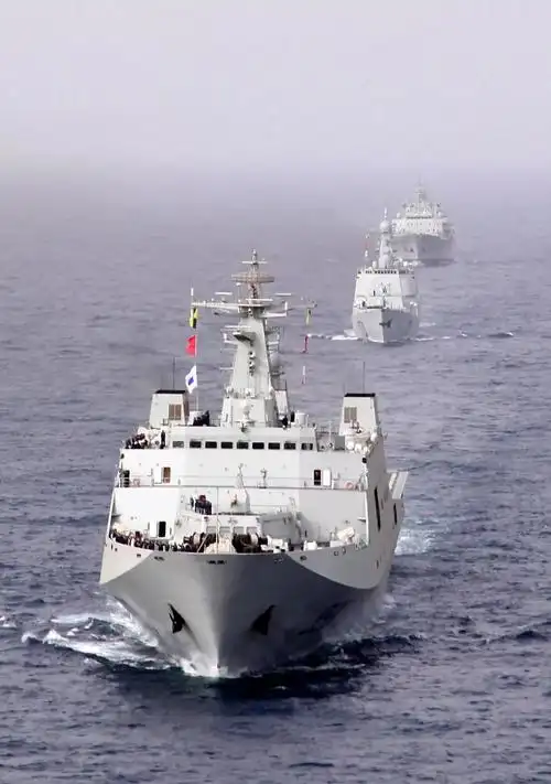 第六批护航编队护航成果:共完成41批588艘中外船舶护航任务.