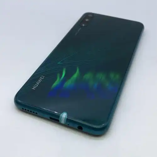 华为【畅享 10e】全网通 翡冷翠 4g/64g 国行 8成新