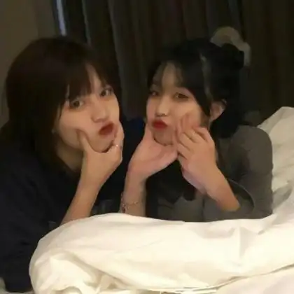 高清甜蜜友谊闺蜜头像超仙气二人图片_闺蜜姐妹女生头像_头像屋