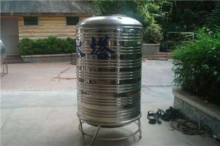 但是用起来我也不便捷,而现在农村家里都安装了水塔,就可以像用自来水