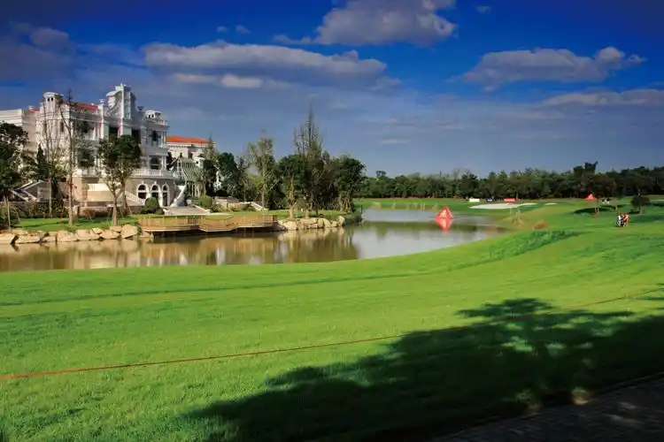 合作球会-海南伊格高尔夫管理有限公司