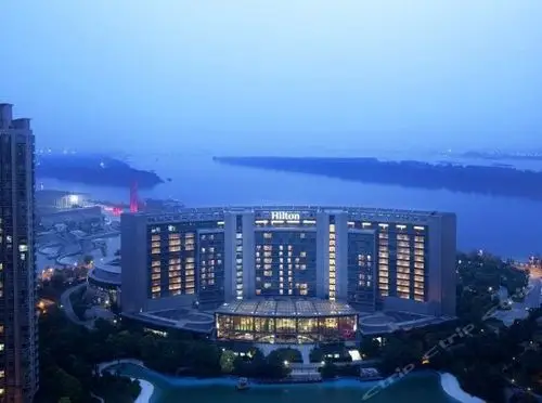 南京世茂滨江希尔顿酒店