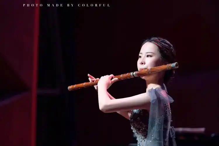 照片集锦柳祉钰笛子独奏音乐会