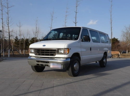 这样的福特e系列,舒适简约,你会喜欢吗