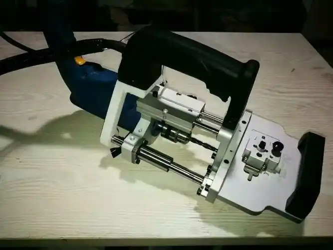 广锋嘉旭 手提式气动侧孔机