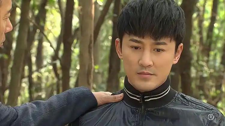 使徒行者:叶兆良杀死美女,卧底们心怀怨恨,打算开车撞死他!_网易视频