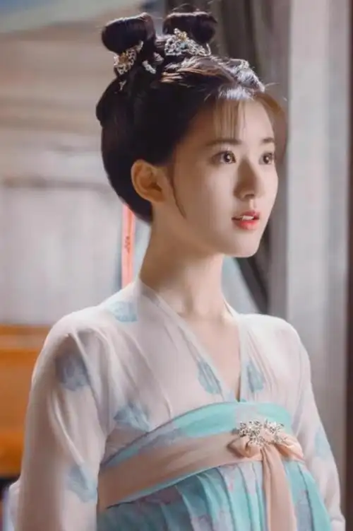 明星古装图片10位古装美人露肩古装