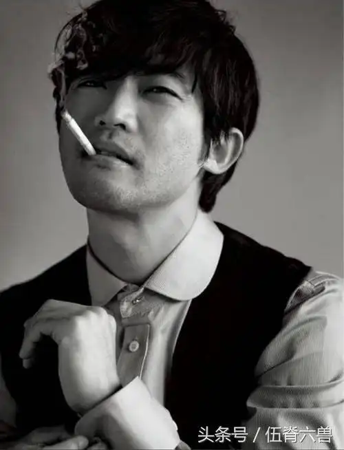 能成为大家心目中的男神,可见安在旭的颜值一直都在