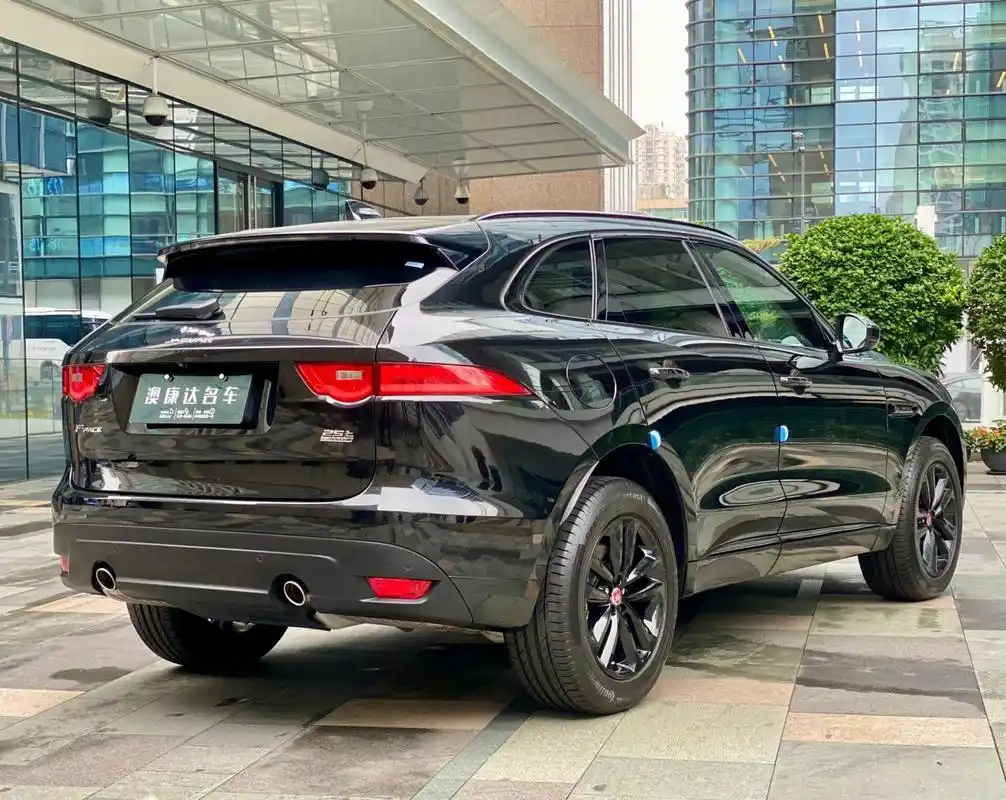 8万) 最新推荐 2020款 捷豹f-pace 2.0t 赛旗版 2020年8月入户  约1.