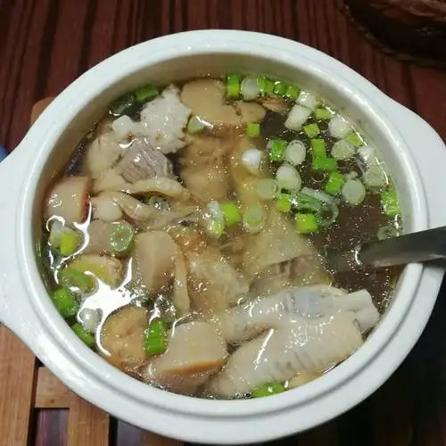 夜阑听雨_4l2e做的鱼翅煲汤