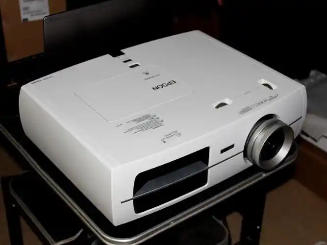 爱普生(epson) eh-tw3300c投影机图片欣赏,图14-万维家电网