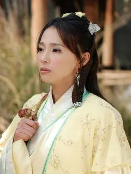 白珊珊(曾安琪饰演)