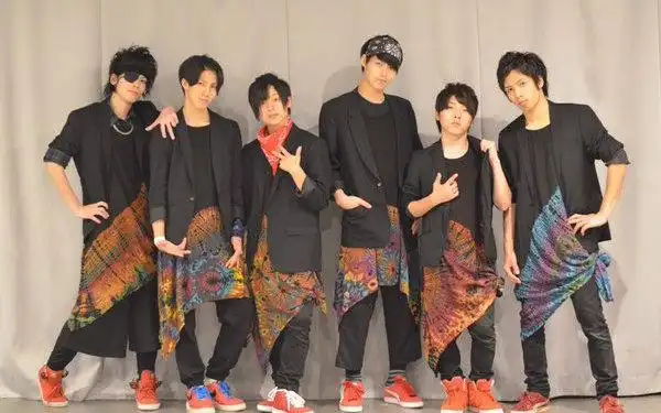 【芝健,まりん等6人】马口铁之舞【原创编舞】