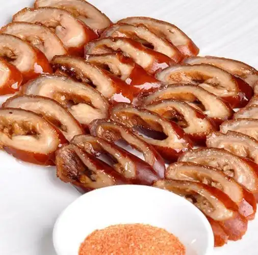 脆皮大肠头油炸猪大肠头超爽脆下洒菜腌制