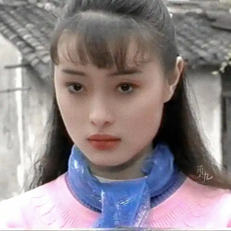 吴越年轻时的美照,梨花带雨,我见犹怜