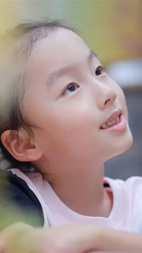 壁纸 可爱的小女孩,朦胧 5120x2880 uhd 5k 高清壁纸, 图片, 照片