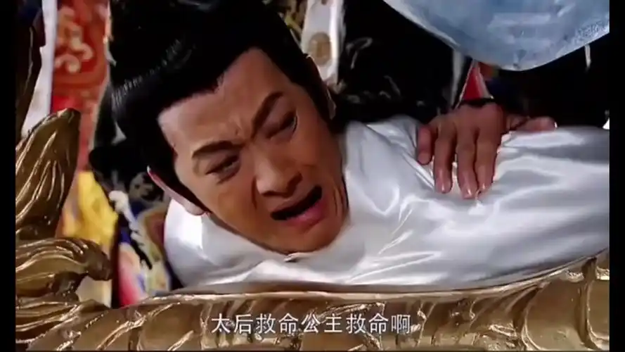 包拯拒接圣旨当太后面铡陈世美