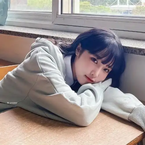 所以今天修了一组叡娜头像92礼貌拿图喔710202#崔叡娜鬼马小