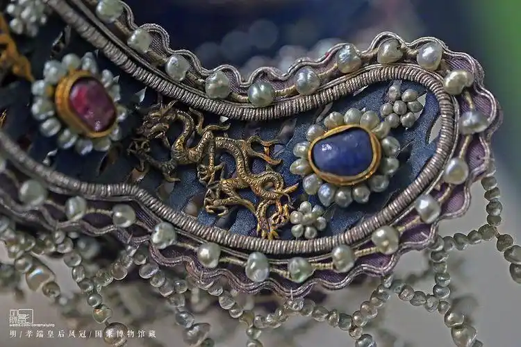 明朝孝端皇后的凤冠每一个细节都足以让人惊叹