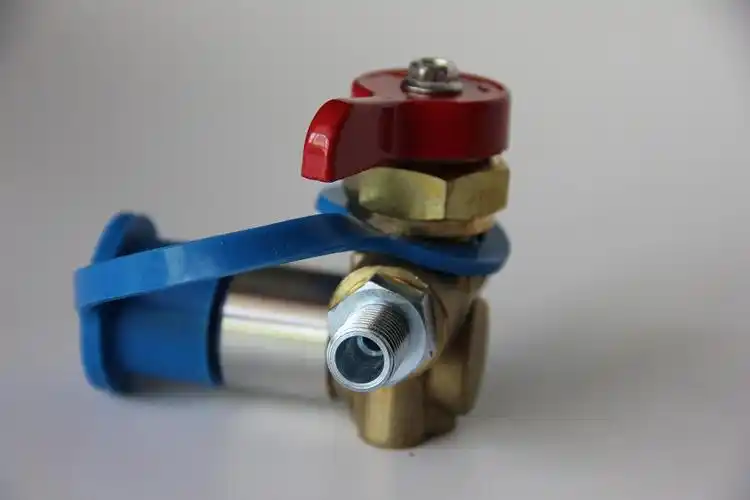 飞轮充气阀_洛阳梦扬油改气_★洛阳油改气_★洛阳汽车油改气_★洛阳