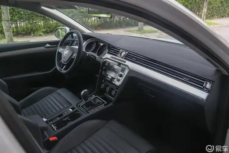 一汽-大众  迈腾 2018款  2018款  2017款  2016款  2015款  2013款