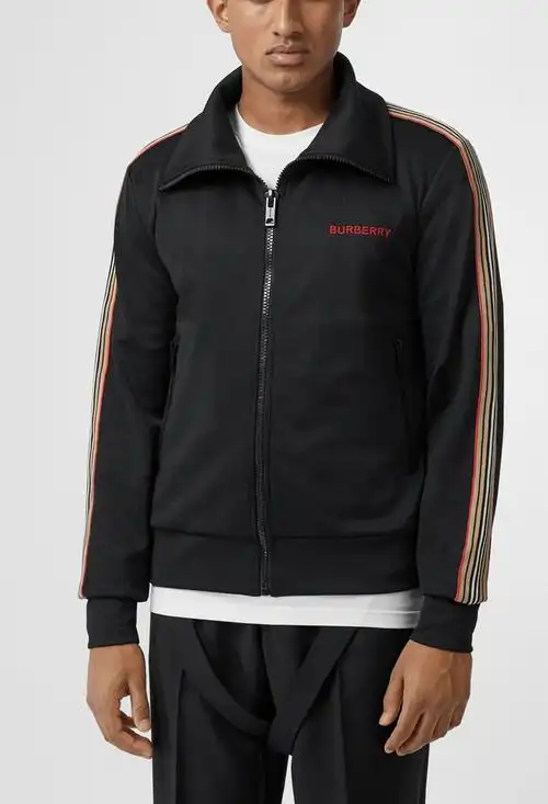 burberry/博柏利 19秋冬男士字母刺绣徽标装饰标志性条纹高领运动拉链