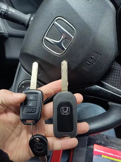 花都本田缤智开锁匹配一把折叠钥匙