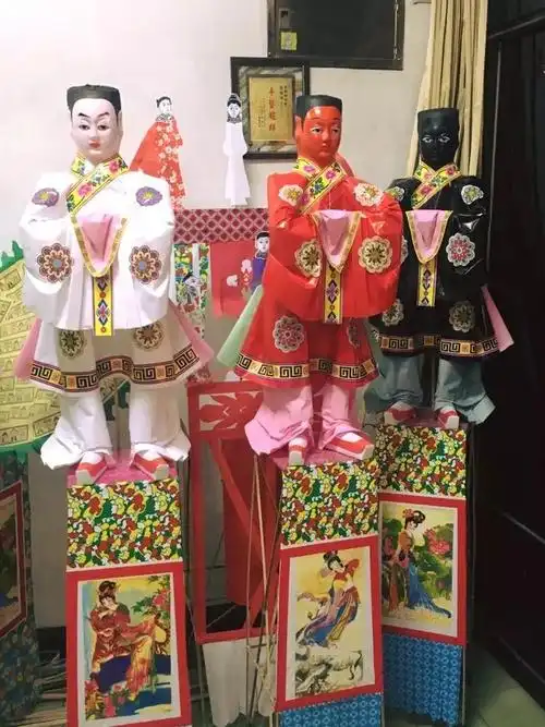 没落的传统纸扎成为法国人眼中的浪漫艺术