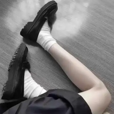 女生腿头像高清性感只露腿的女生头像图片