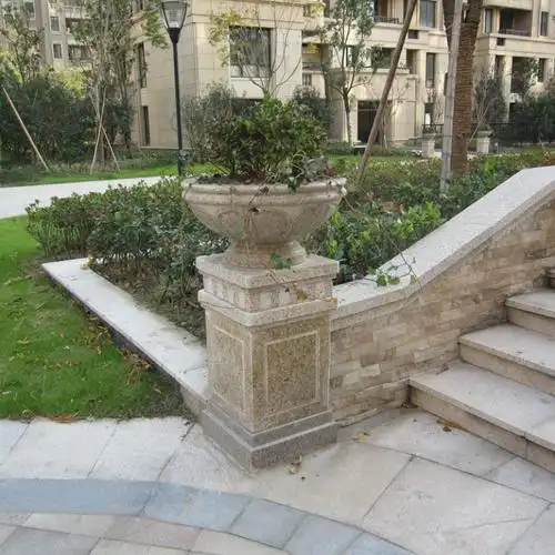 石雕花盆花岗岩黄锈石欧式庭院石花坛圆雕户外黄金麻石头花钵中式