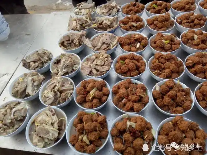 河南农村回民周年宴的"十大碗",每碗肉都爆满