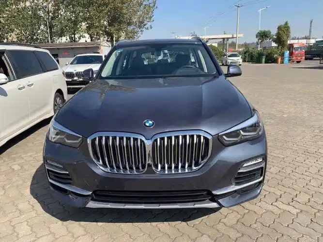 全新宝马x530t首付两成落地提新车