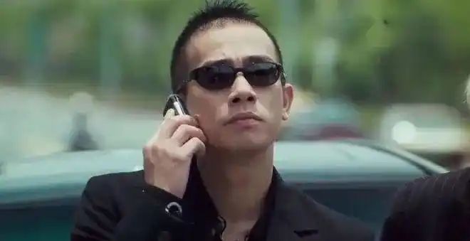 陈小春应采儿恩爱人设崩塌?果然,法律面前,没人装得住