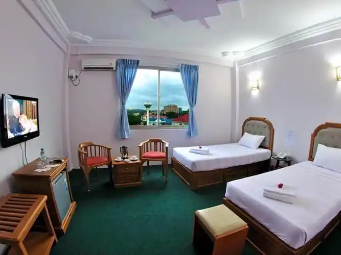 荣誉饭店 (hotel glory)