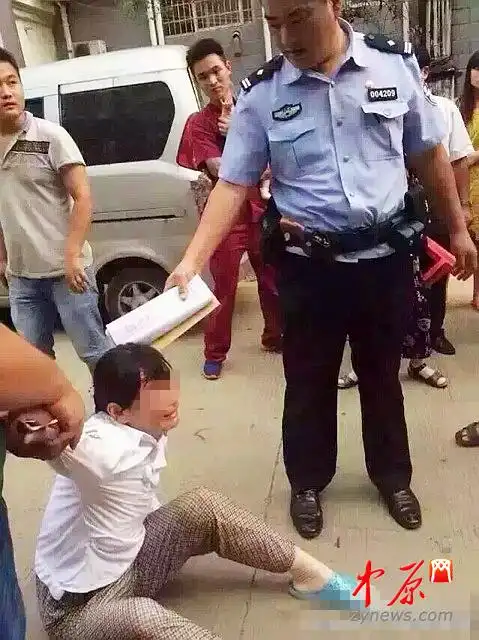 图人贩子郑州偷小孩当场被抓刷爆朋友圈消息不实