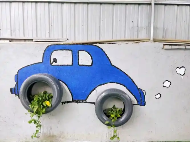 轮胎涂鸦  忙里偷闲,把店里整顿一下~轮胎喷漆77涂鸦