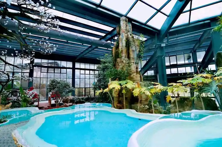 云顶温泉(首发)