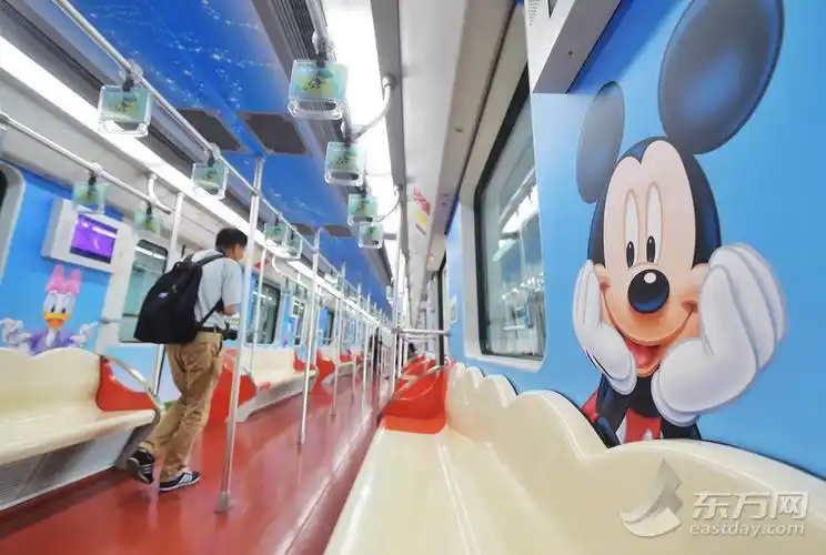 上海地铁迪士尼主题列车16日中午首发