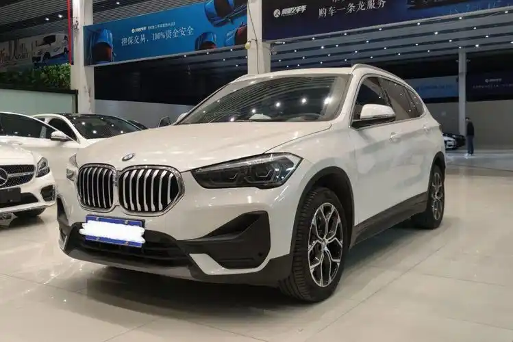 当前位置:>易车>社区>宝马x1社区>3万块钱开走22年宝马x125li领先2.