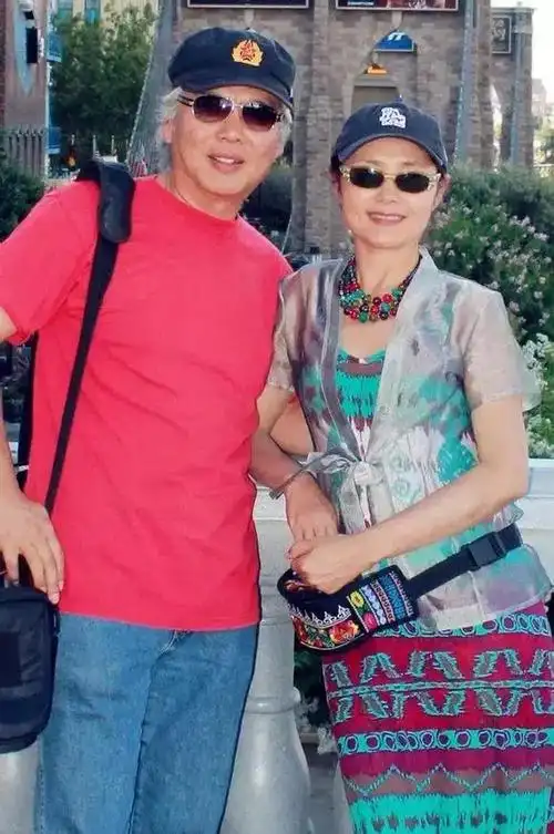 老照片:80年代明星情侣,而今有的依旧长相厮守,有的已劳燕分飞