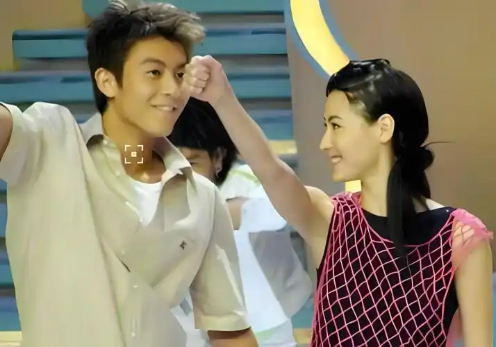 曝光1400张照片,毁了陈冠希和张柏芝的电脑维修员,下场如何?