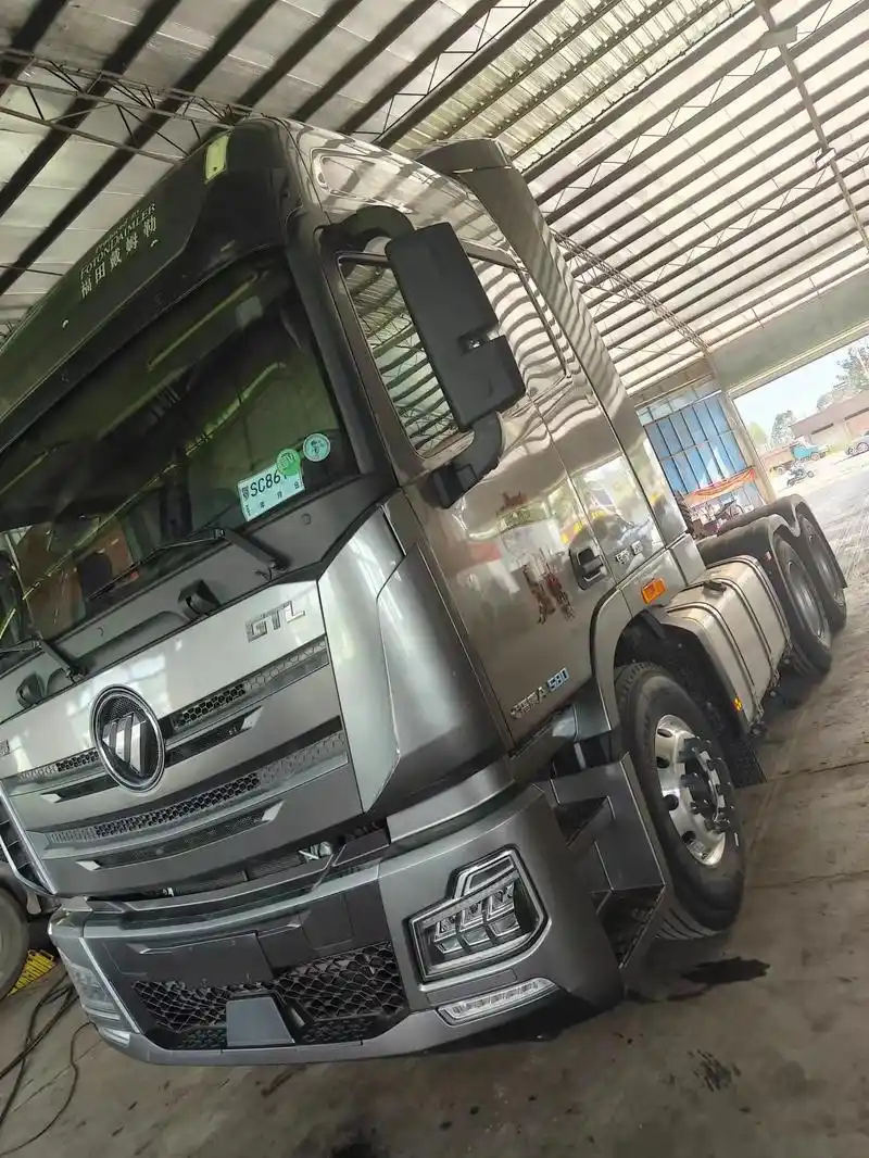 福田戴姆勒欧曼福康a13升580马力自动挡带液力缓速器牵引车 - 抖音