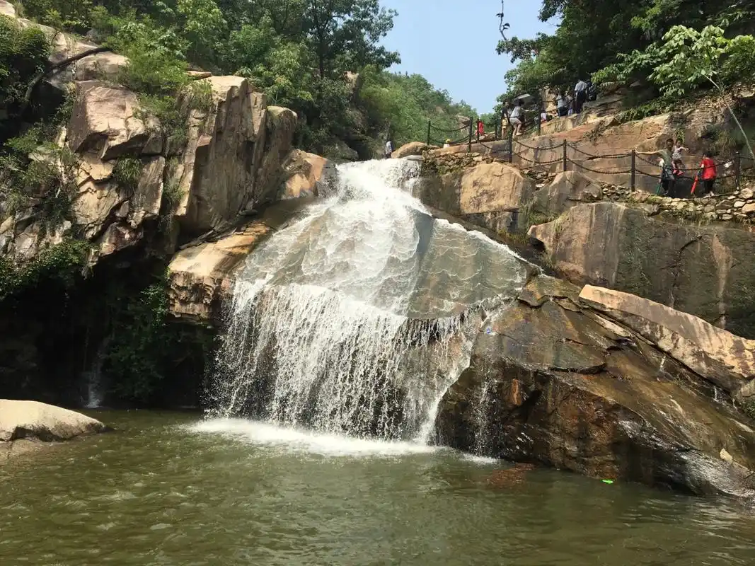 渔湾风景区:被誉为江苏"张家界",景区内风光无限,民俗氛围好