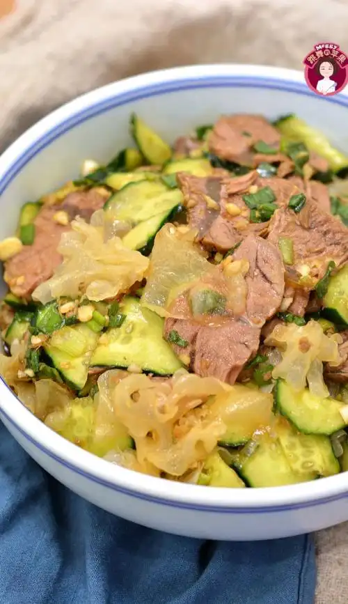 清脆爽口的开胃菜,银耳拌牛肉,夏天吃最合适~图3