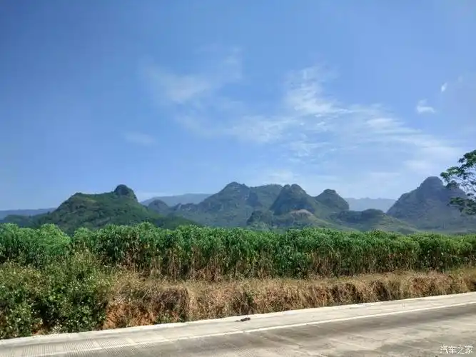 周末休闲之武鸣英俊村大峡谷一日游