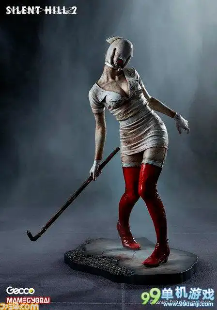 《寂静岭2》橡胶紧身护士手办