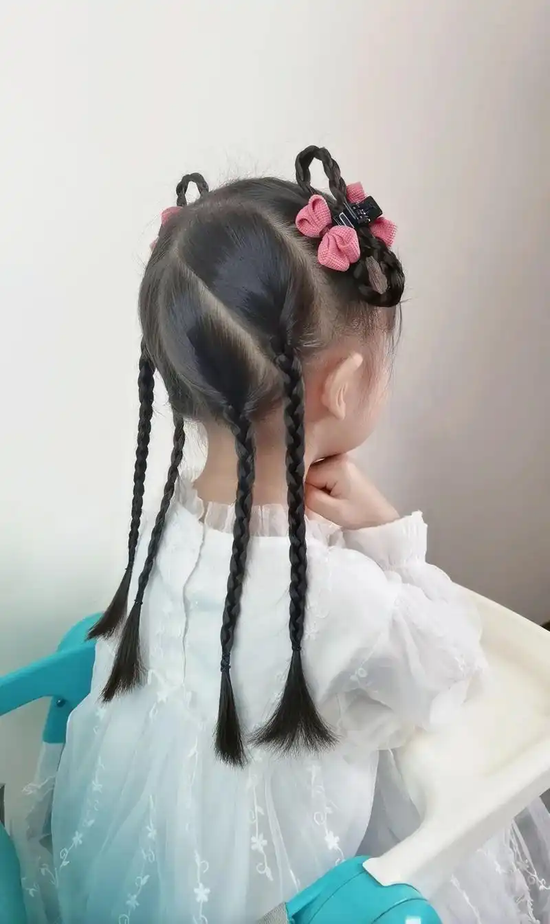 抖音图文来了 甜美又可爱的蝴蝶结发型,只需要简单的麻花辫就能完成