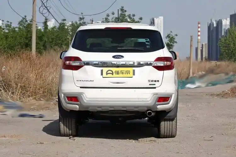 福特撼路者款车的实力怎么样?配2.3t 10at变速箱,越野能力不错-奇点