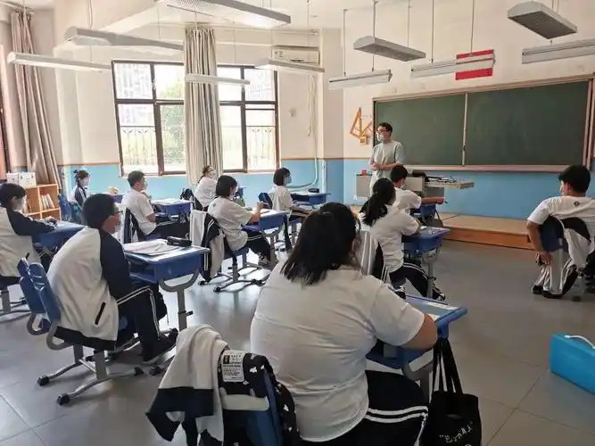 彼此守护守护彼此北京四中璞瑅学校初三试开学首日精彩记录