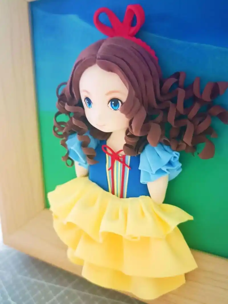 每日一手工|超轻粘土 胖乎乎的白雪公主 第四个作品,超轻粘土真好玩.